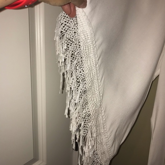 Woman’s top - Picture 4 of 6